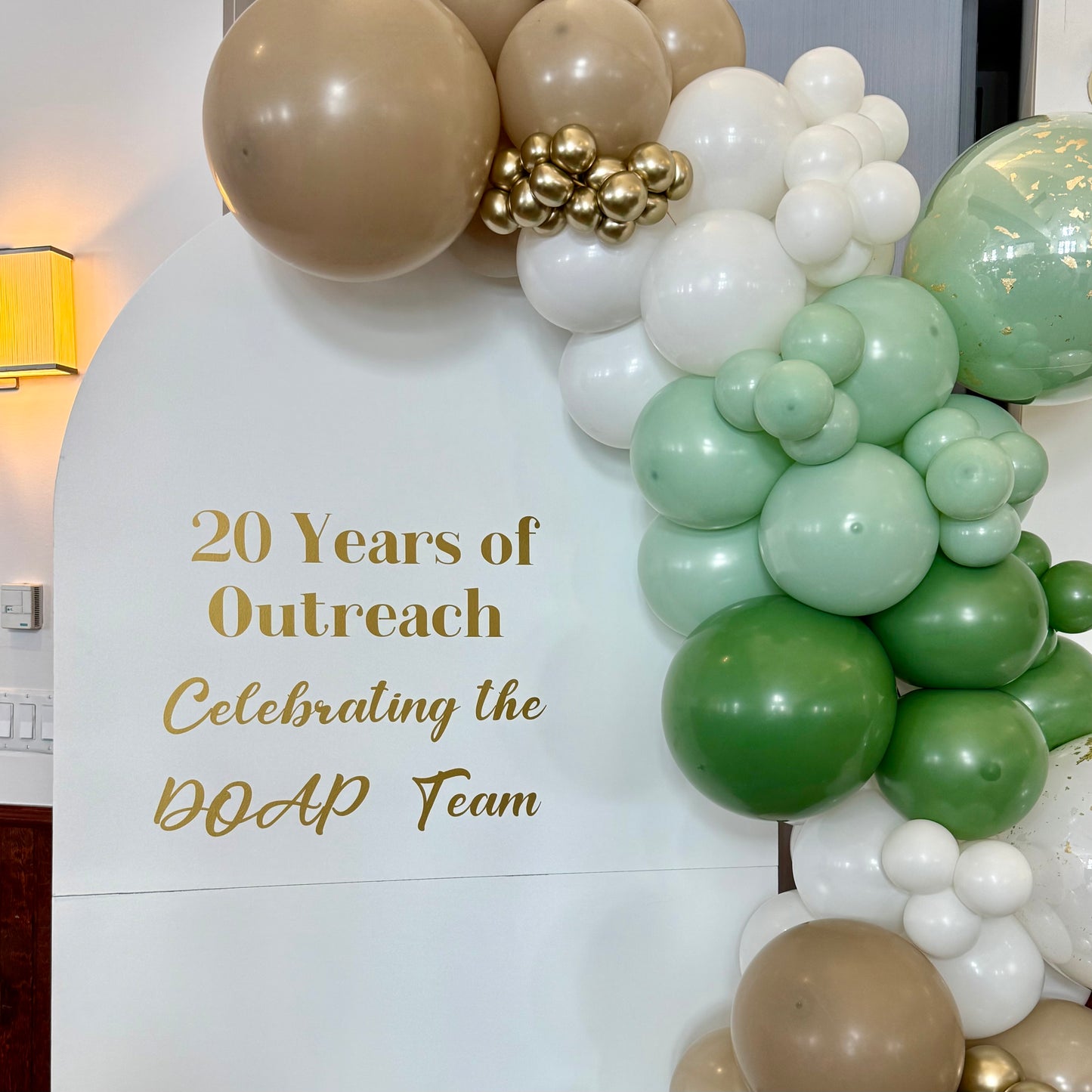 Premium Wooden Chiara Backdrop & Custom "Gold Leaf" Balloon Garland