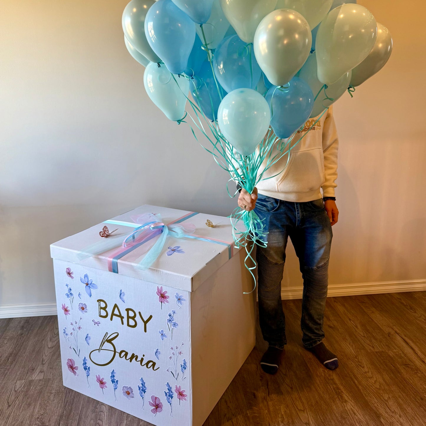 "Wildflower Elegance" Custom Gender Reveal Box | Mini Balloon Cloud Release