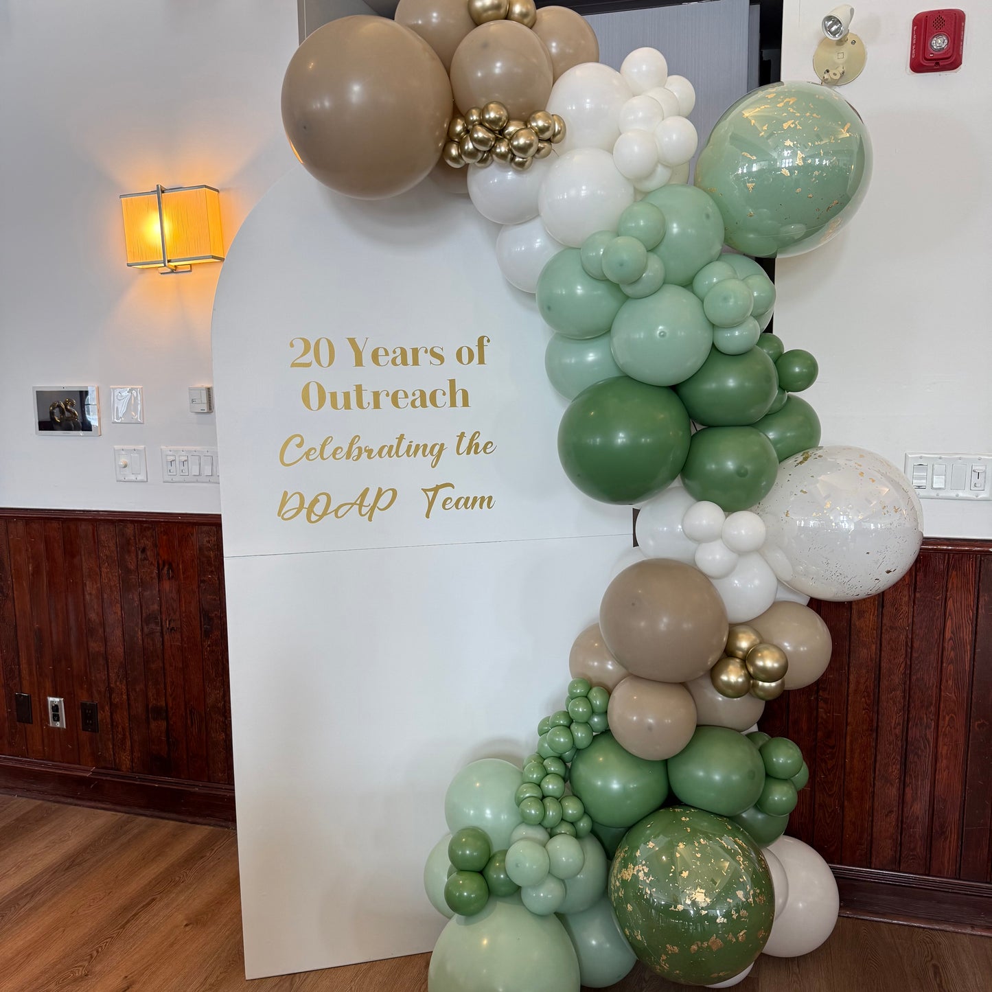 Premium Wooden Chiara Backdrop & Custom "Gold Leaf" Balloon Garland