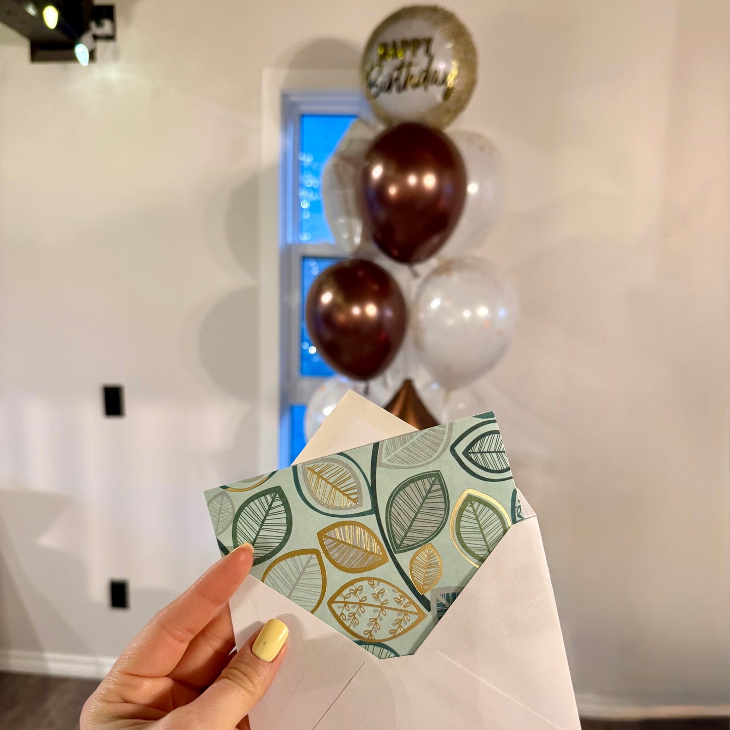 Truffle & Gold Helium Balloon Bouquet | Calgary Birthday Gift Delivery