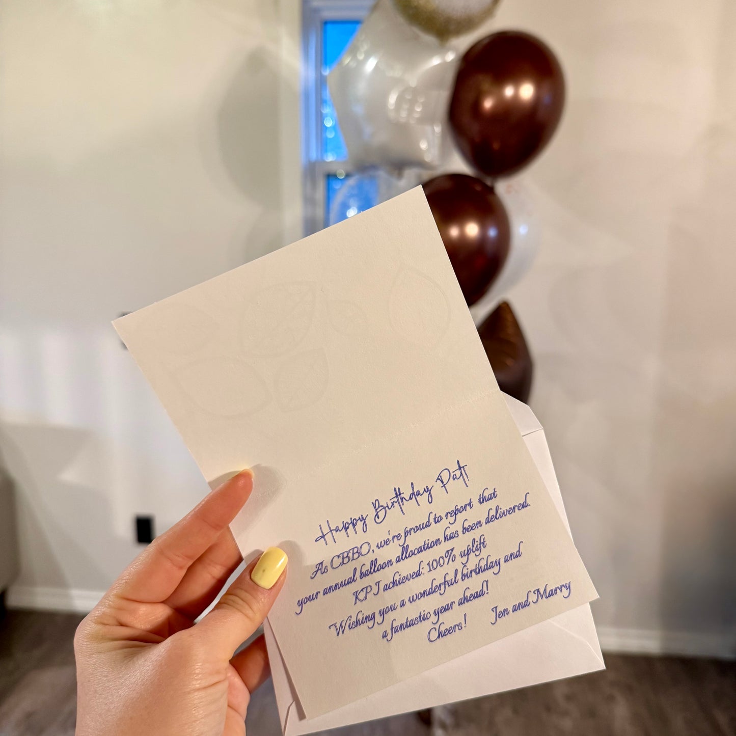 Truffle & Gold Helium Balloon Bouquet | Calgary Birthday Gift Delivery