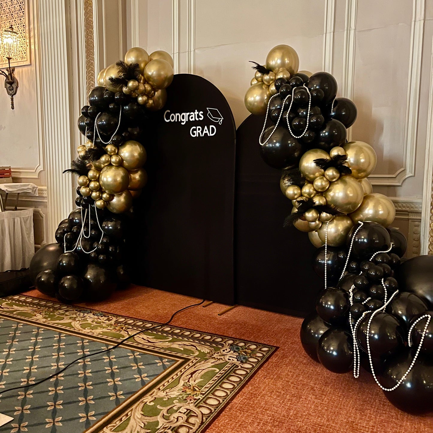Gatsby Graduation Photo Zone | Double Black Backdrop & Chrome Gold Premium Balloons